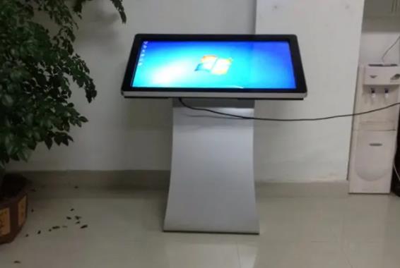 触摸屏开机后没有显示怎么办
